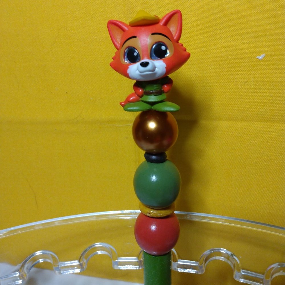 Disney doorables: Robin Hood handmade beaded pen